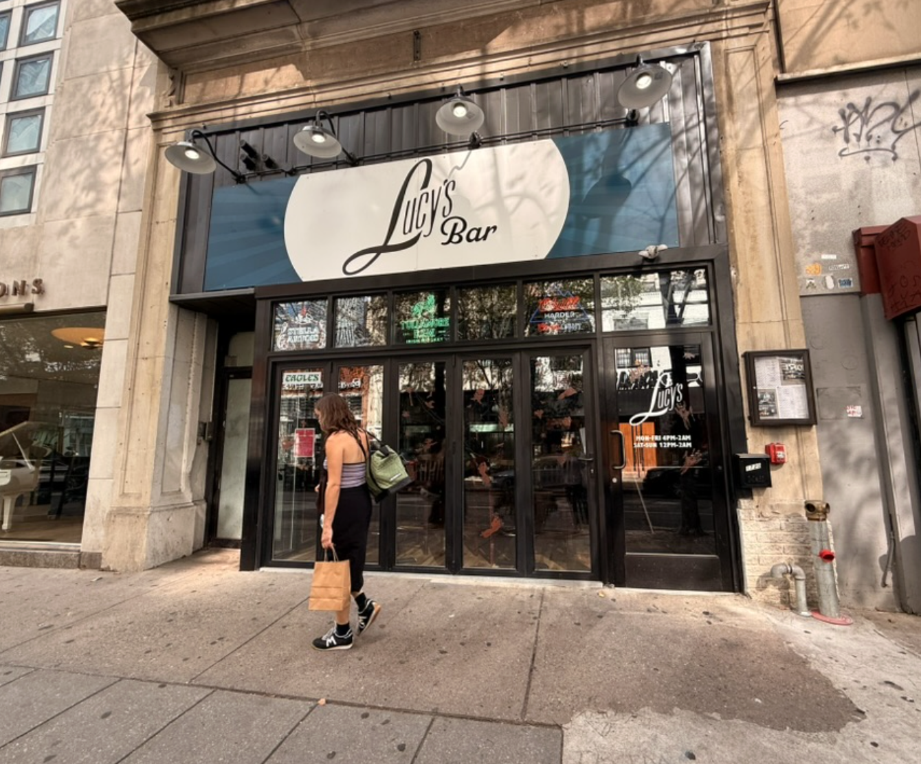 Miss Lucy's Diner-115900